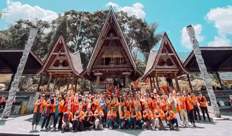 Danau Toba One Day Trip: Lawatan Singkat Penuh Makna