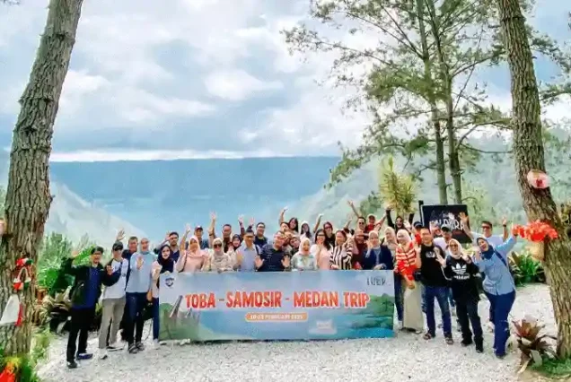 Medan Trip Danau Toba Tour Package 3D2N - Jelajah Samosir