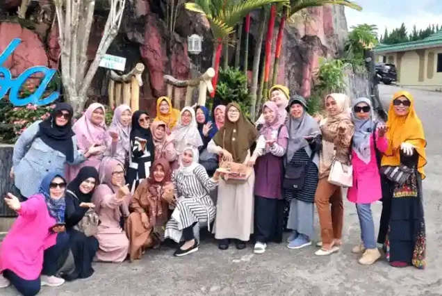 medan indonesia travel