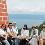 tour danau toba